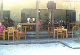 ゲゲルビーチのカフェ